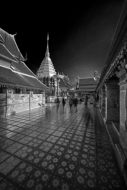 Alte Tempelanlage innen Thailand s/w 902 |  | 