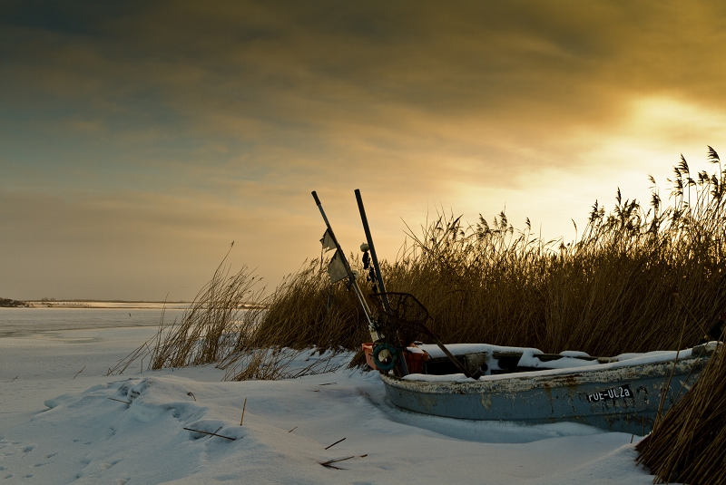 Boot im Schnee Insel Poel Ostsee